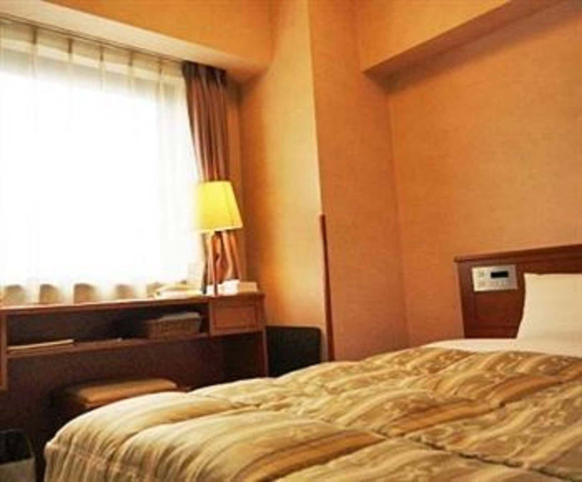 Route-inn Ekimae Ichijodori Hotel